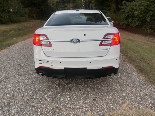 2015 Ford Taurus