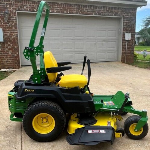 2021 John Deere Z515E Z-Trak Zero turn mower