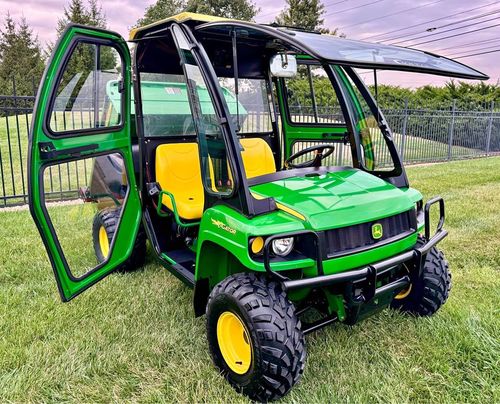 Fully Enclosed John Deere HPX Gator 4X4