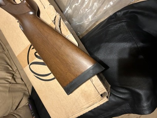 Weatherby 20 Gauge Semi-Auto Shotgun