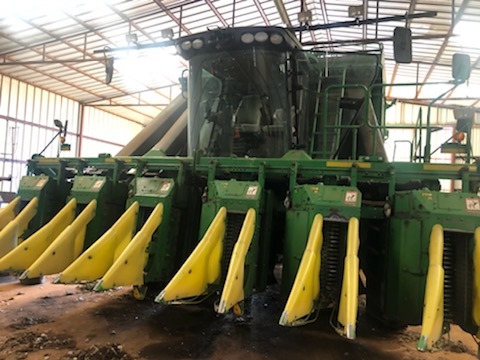 John Deere 7760 Cotton Picker