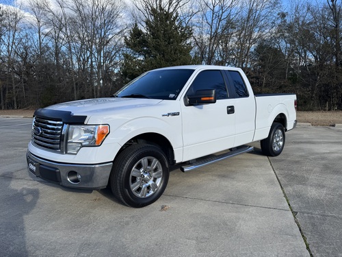 2011 Ford F150 XLT V8 2wd