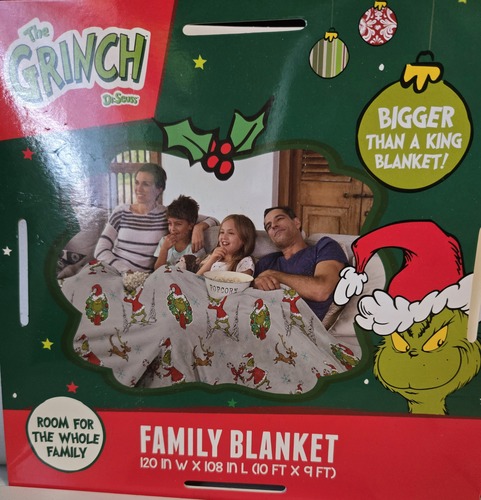 BRAND NEW FAMILY SIZE BLANKET. LARGER THAN KING SIZE BLANKET.