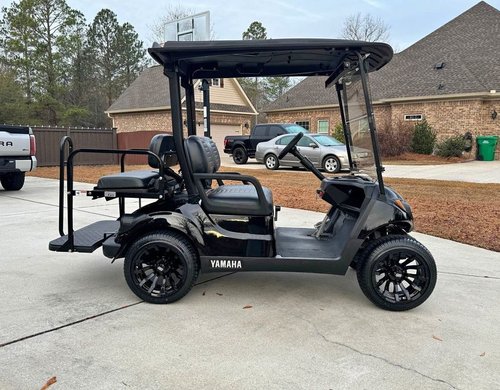 Yamaha Drive2 golf cart