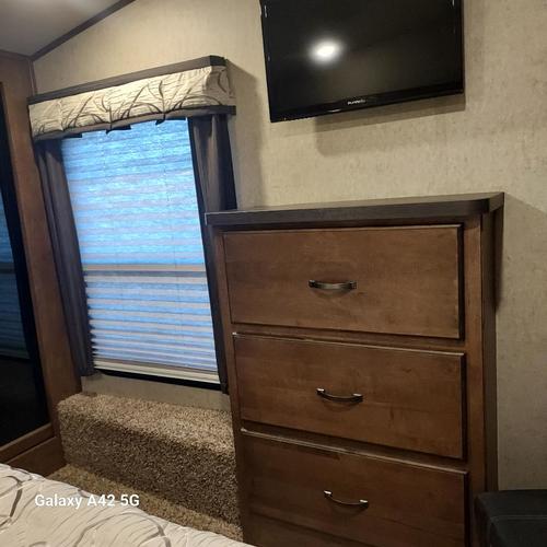 2016 Forest River 31RE Sabre Fifth Wheel